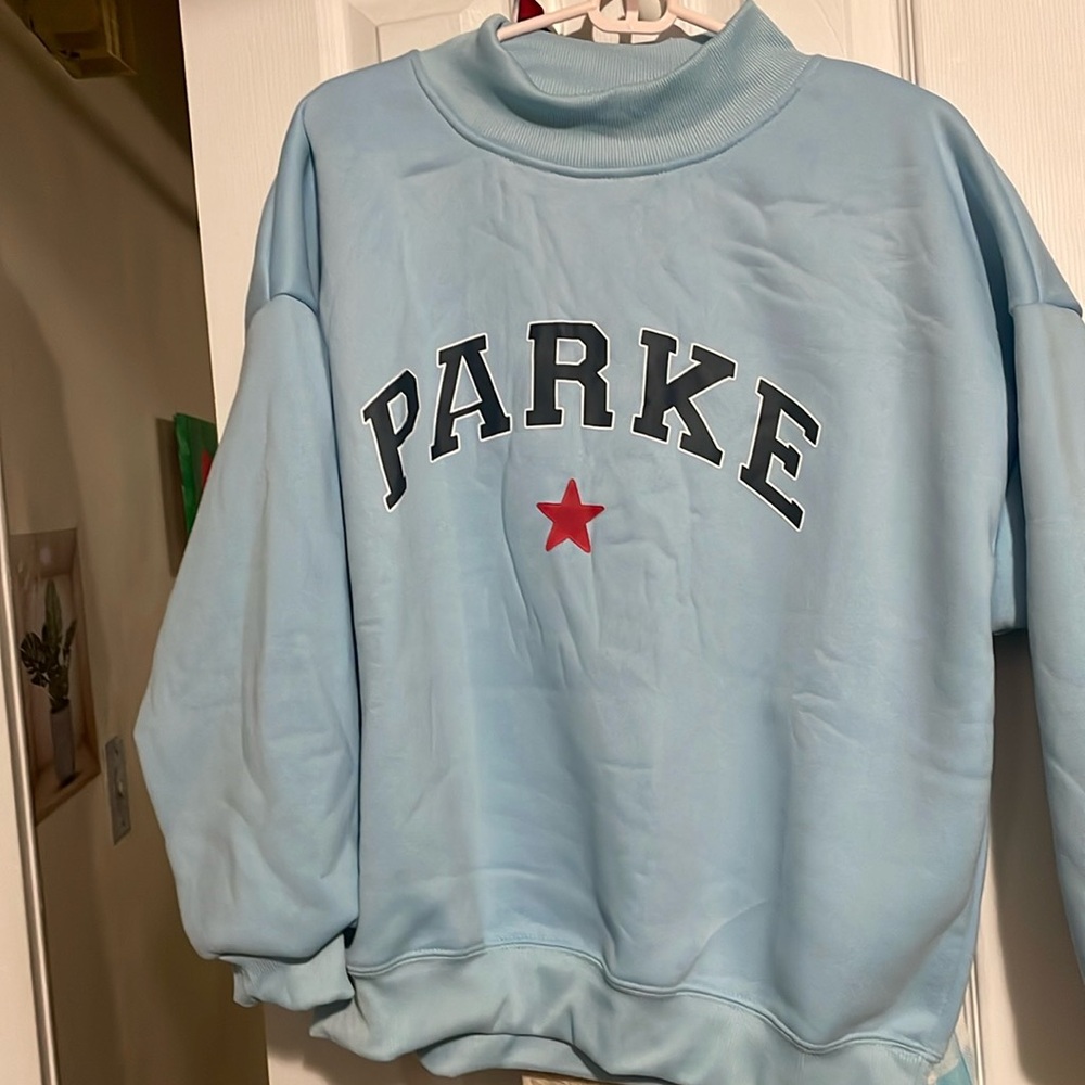 New sweatshirt size Large
